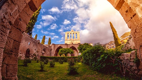 Bellapais Manastırı